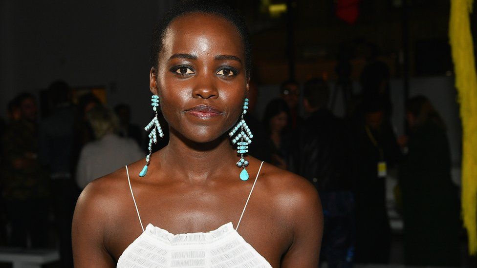  Lupita Nyong’o accuses Grazia of removing her hair